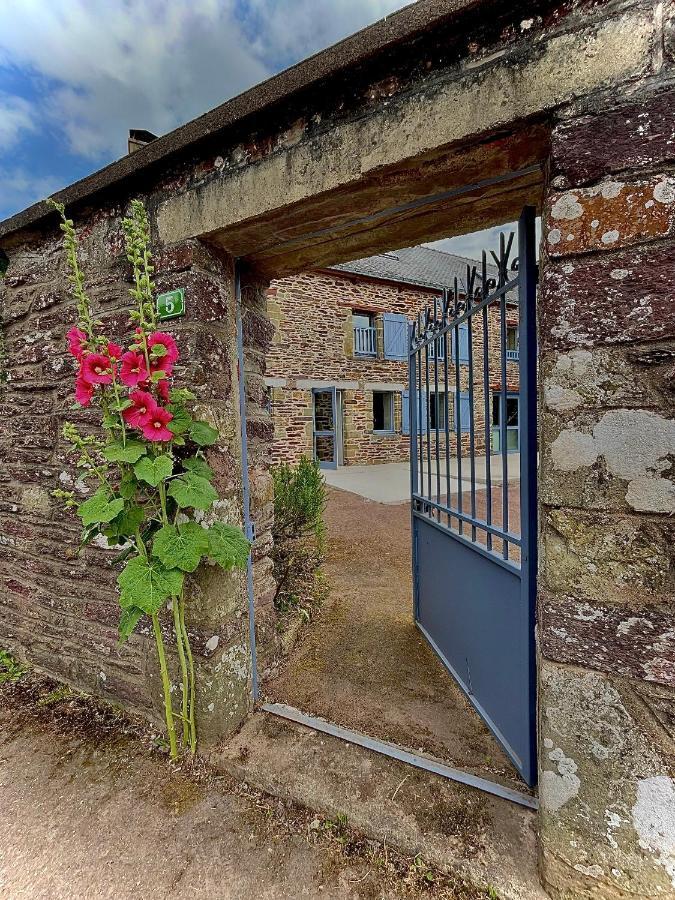 Auberge Val Sans Retour Trehorenteuc Extérieur photo