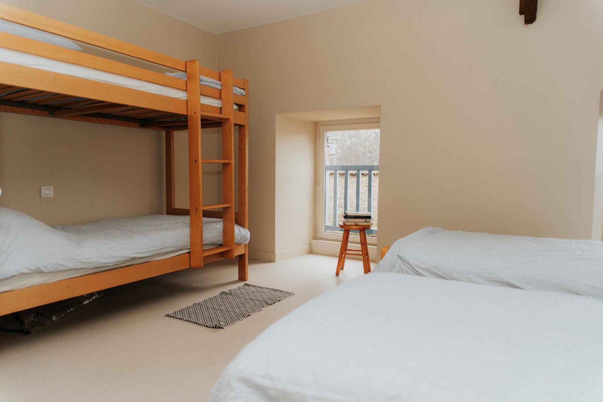 Auberge Val Sans Retour Trehorenteuc Extérieur photo